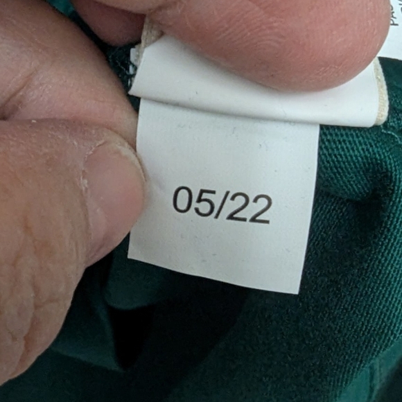 L. L. Bean size 2XLT turtle neck NWT in hunter green - Picture 7 of 13